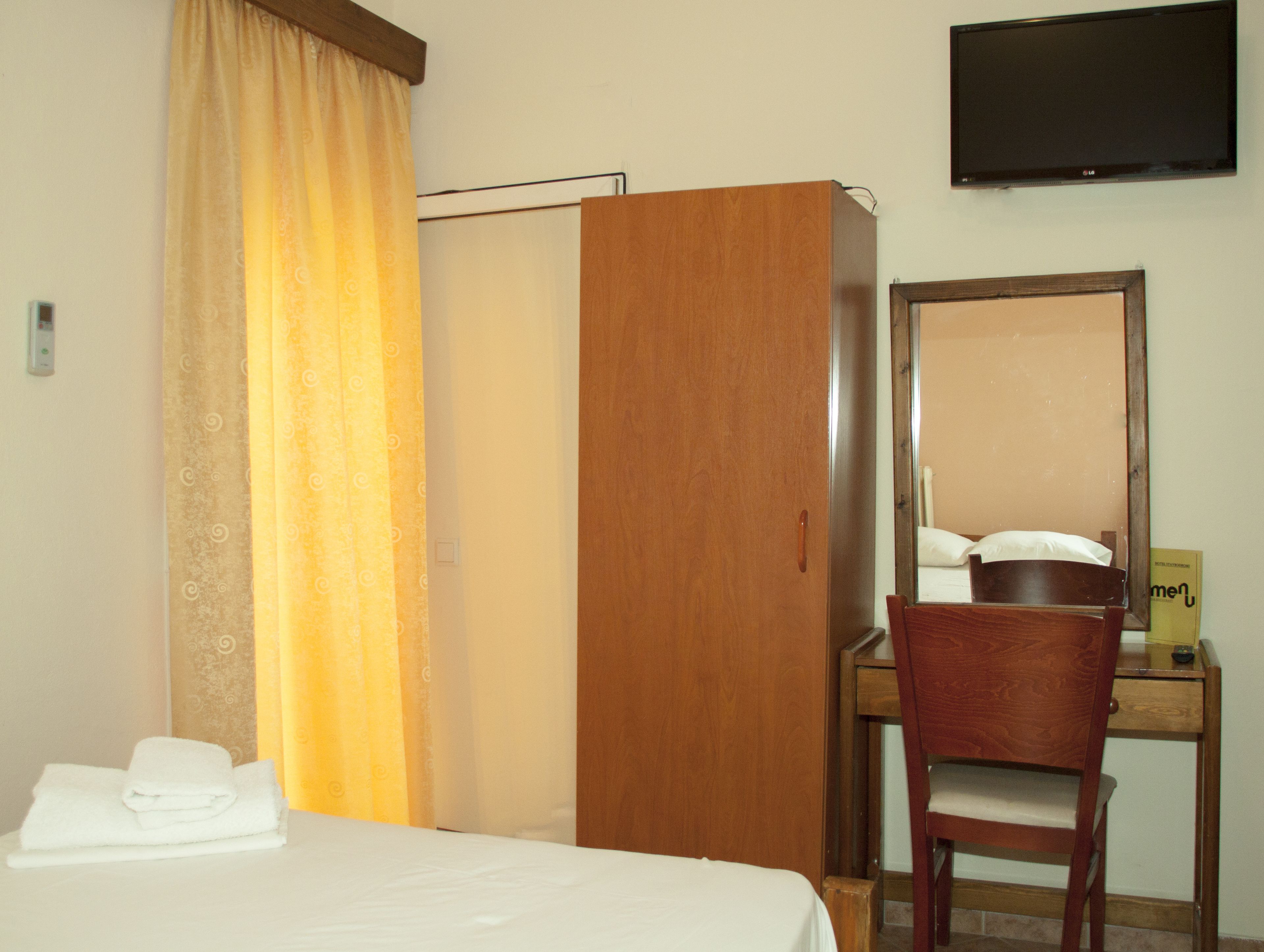 Chambre Simple | Bureau, chambres insonorisées, Wi-Fi gratuit