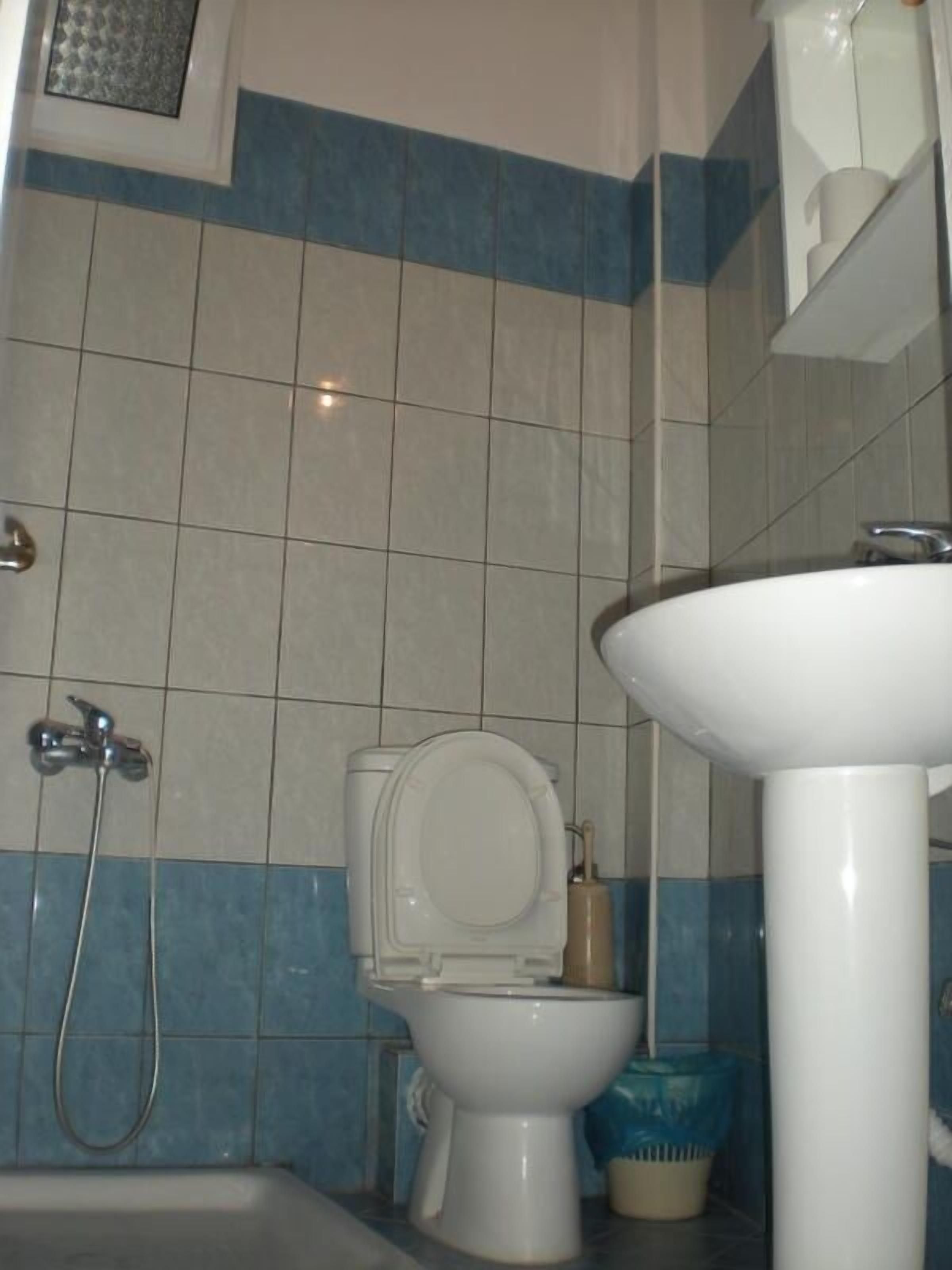 Photo - Stavrodromi