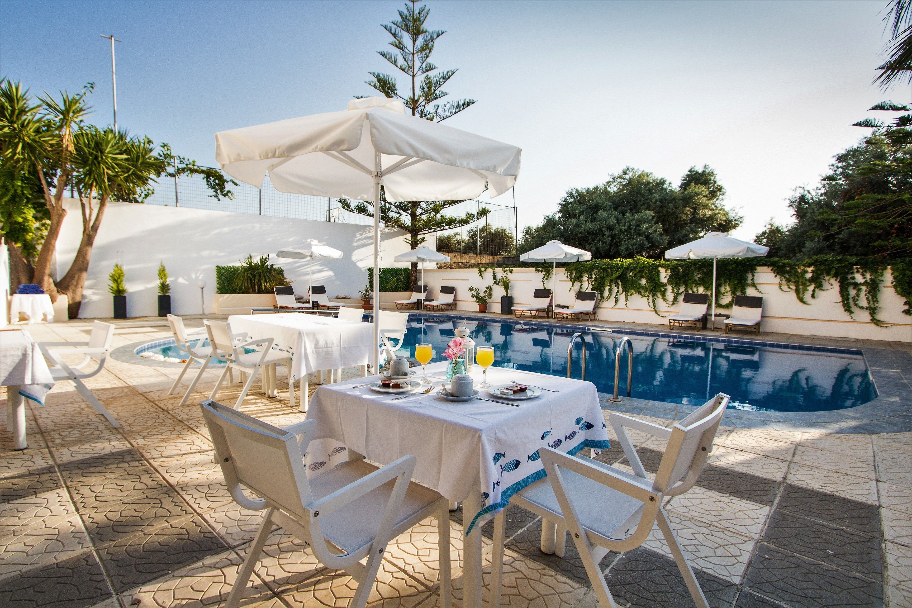 Kolam renang outdoor