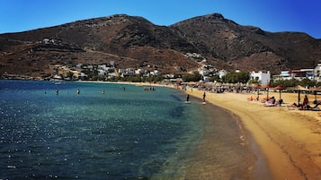 Na praia