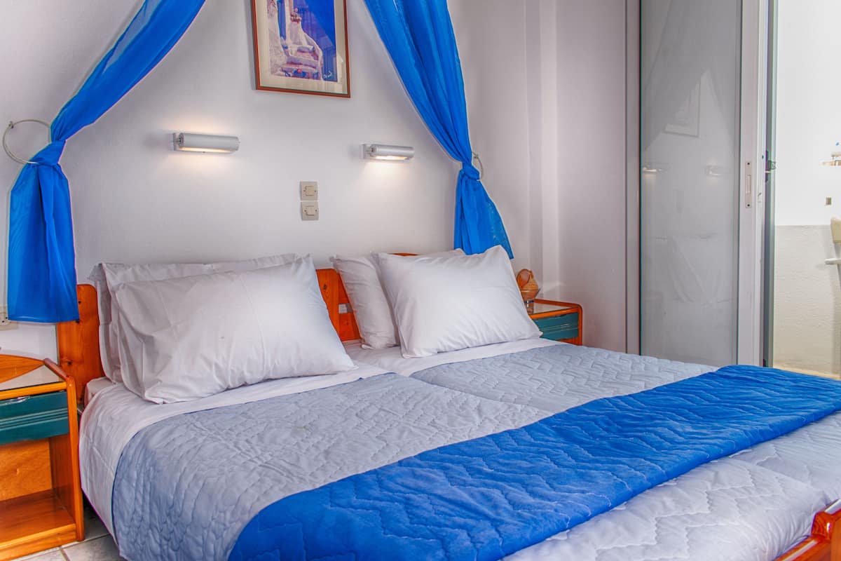 1 bedroom, in-room safe, bed sheets