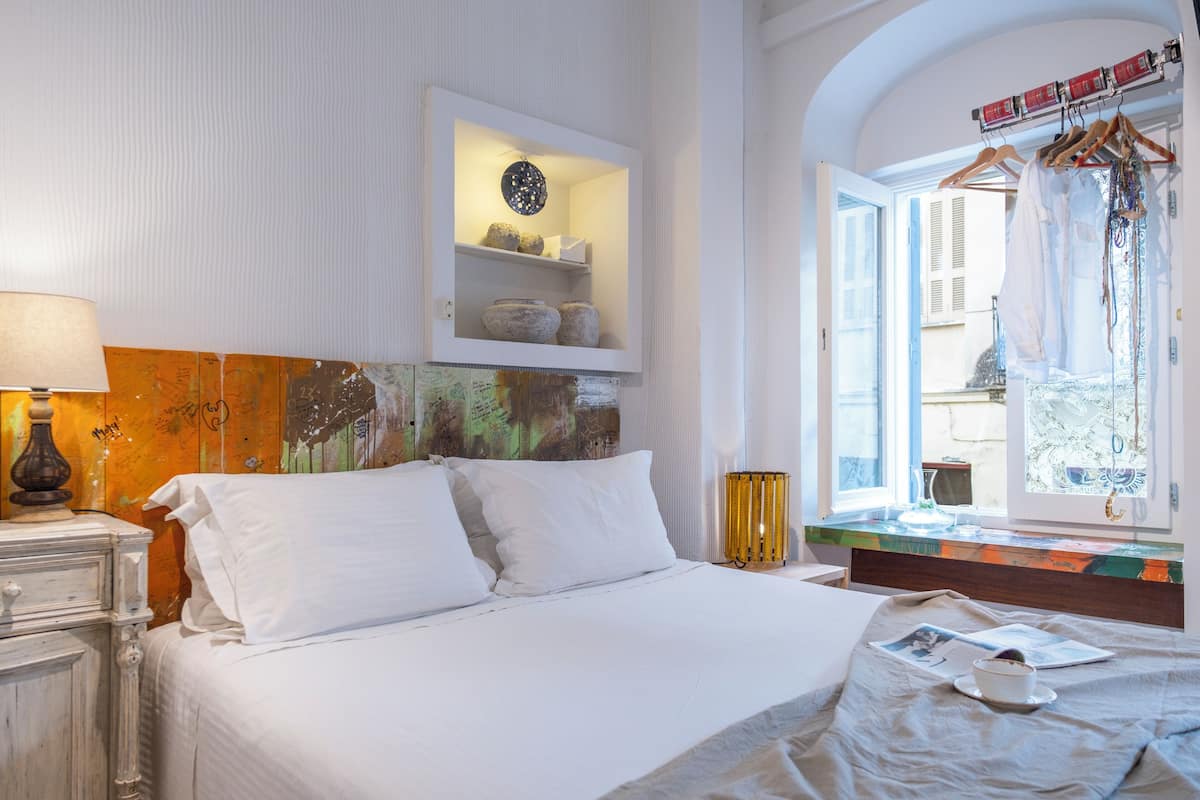 標準雙人房 (Amymone Building) | 1 間臥室、客房內保險箱、獨特裝潢、免費無線上網