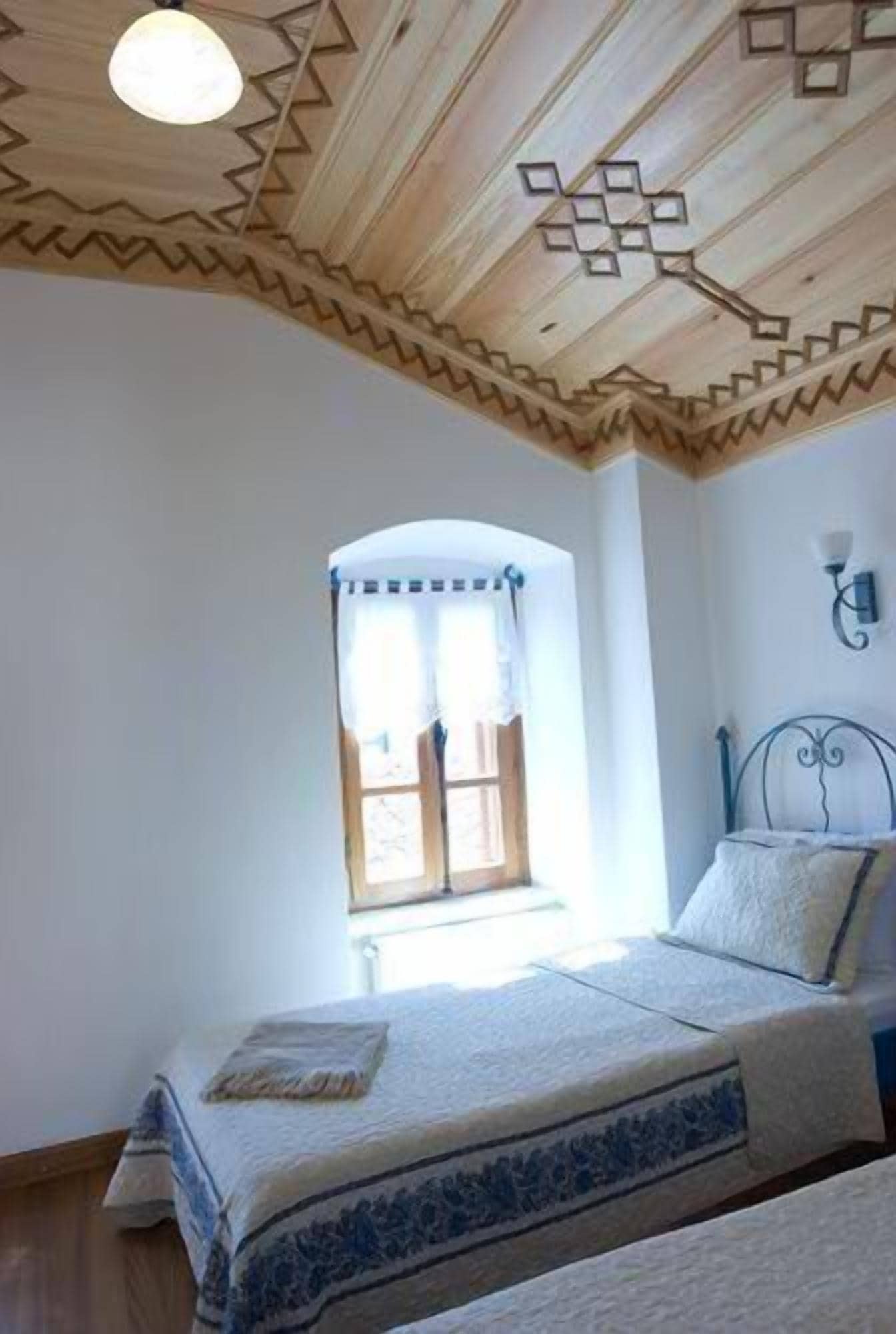 1 bedroom, premium bedding, minibar, in-room safe