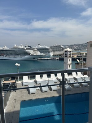 Front of property - Hotel Stella (Kusadasi)