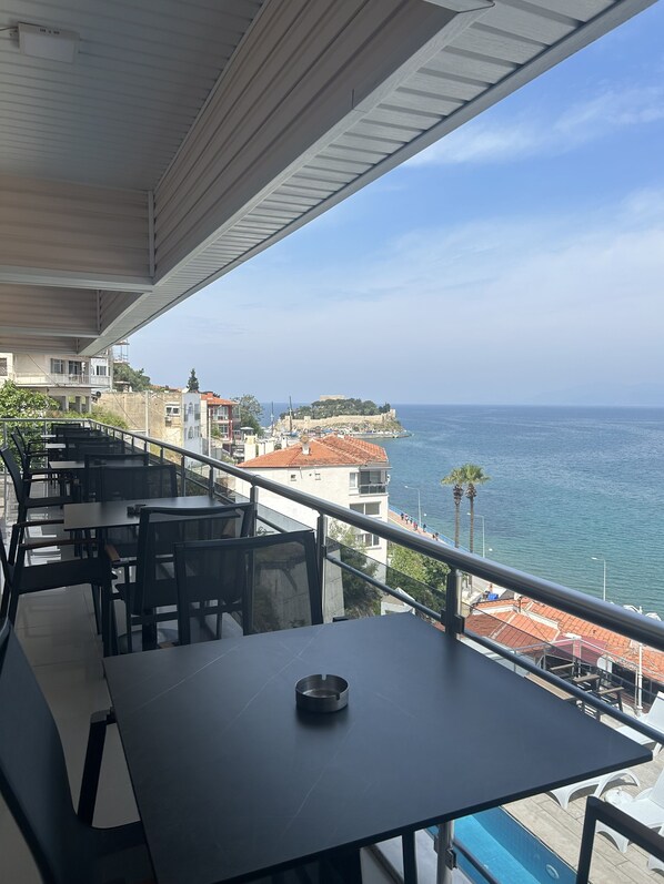 Front of property - Hotel Stella (Kusadasi)