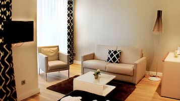 Comfort Suite | Peti besi dalam bilik, kalis bunyi, Wi-fi percuma, cadar katil