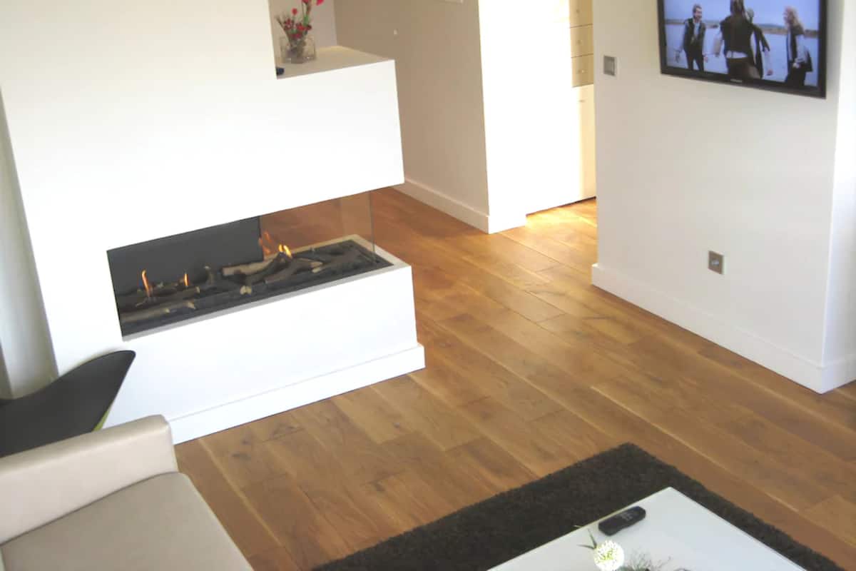 1 habitación, caja de seguridad en la habitación y insonorización