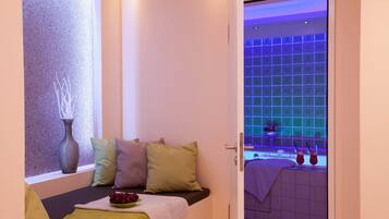 BehandlungsrĂ€ume fĂŒr Paare, Sauna, Dampfbad, Körperbehandlungen