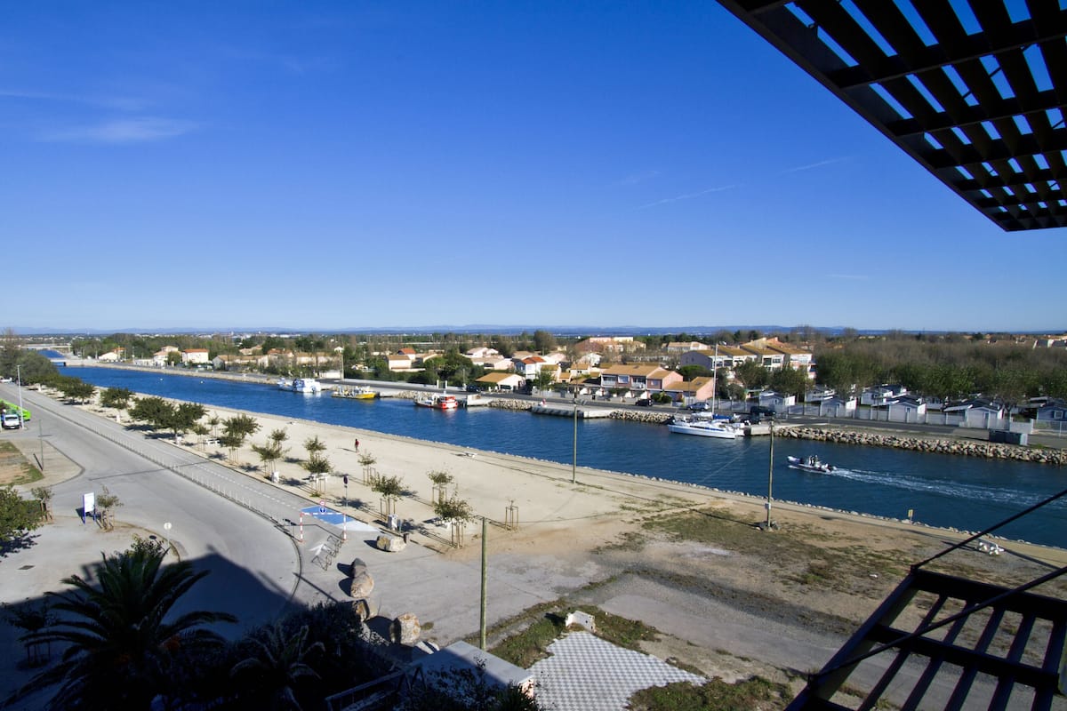 Chambre Double, vue canal | Vue de la chambre