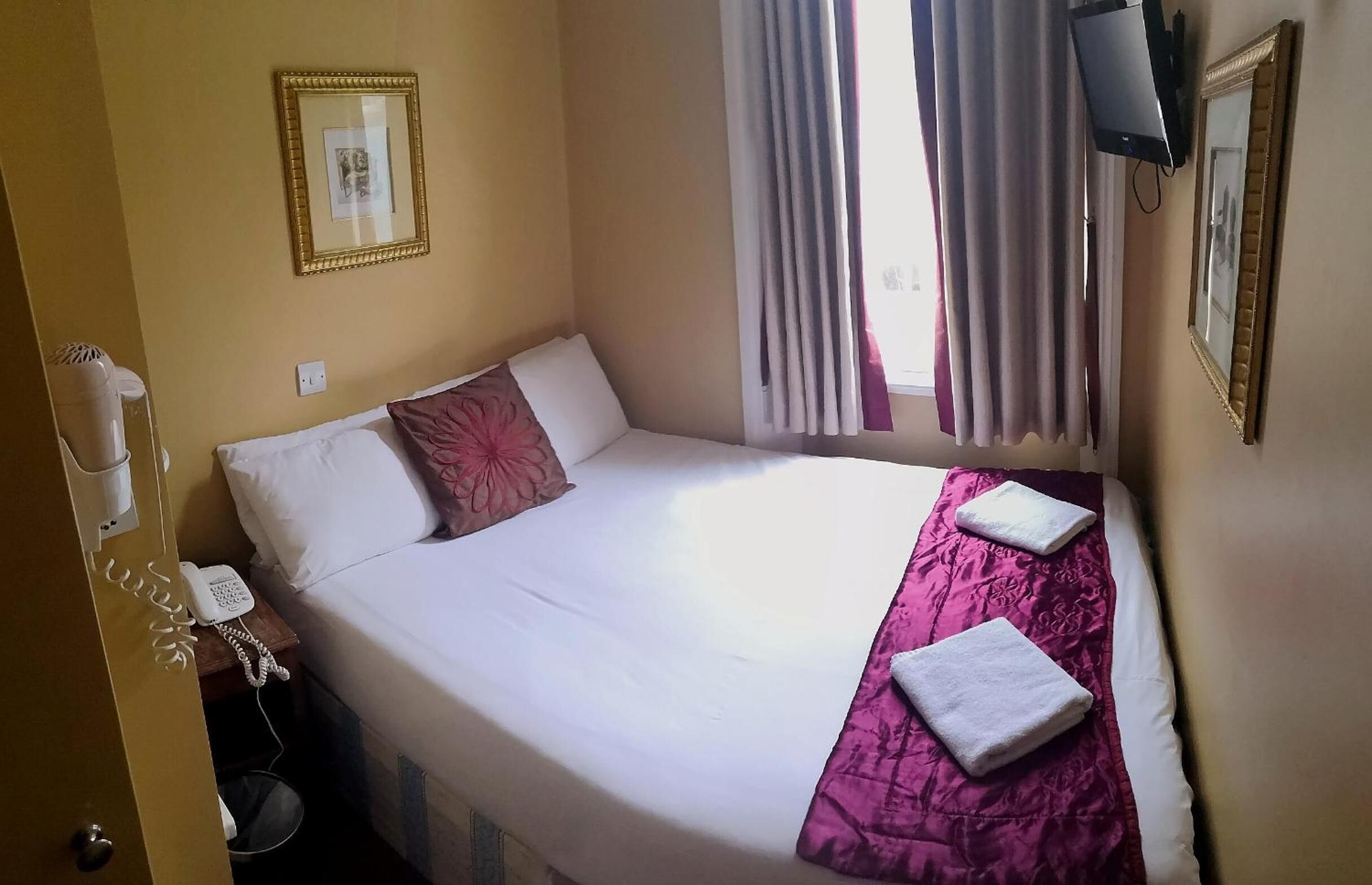 Foto - Coronation Hotel