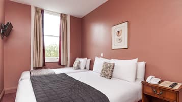 In-room safe, soundproofing, free WiFi