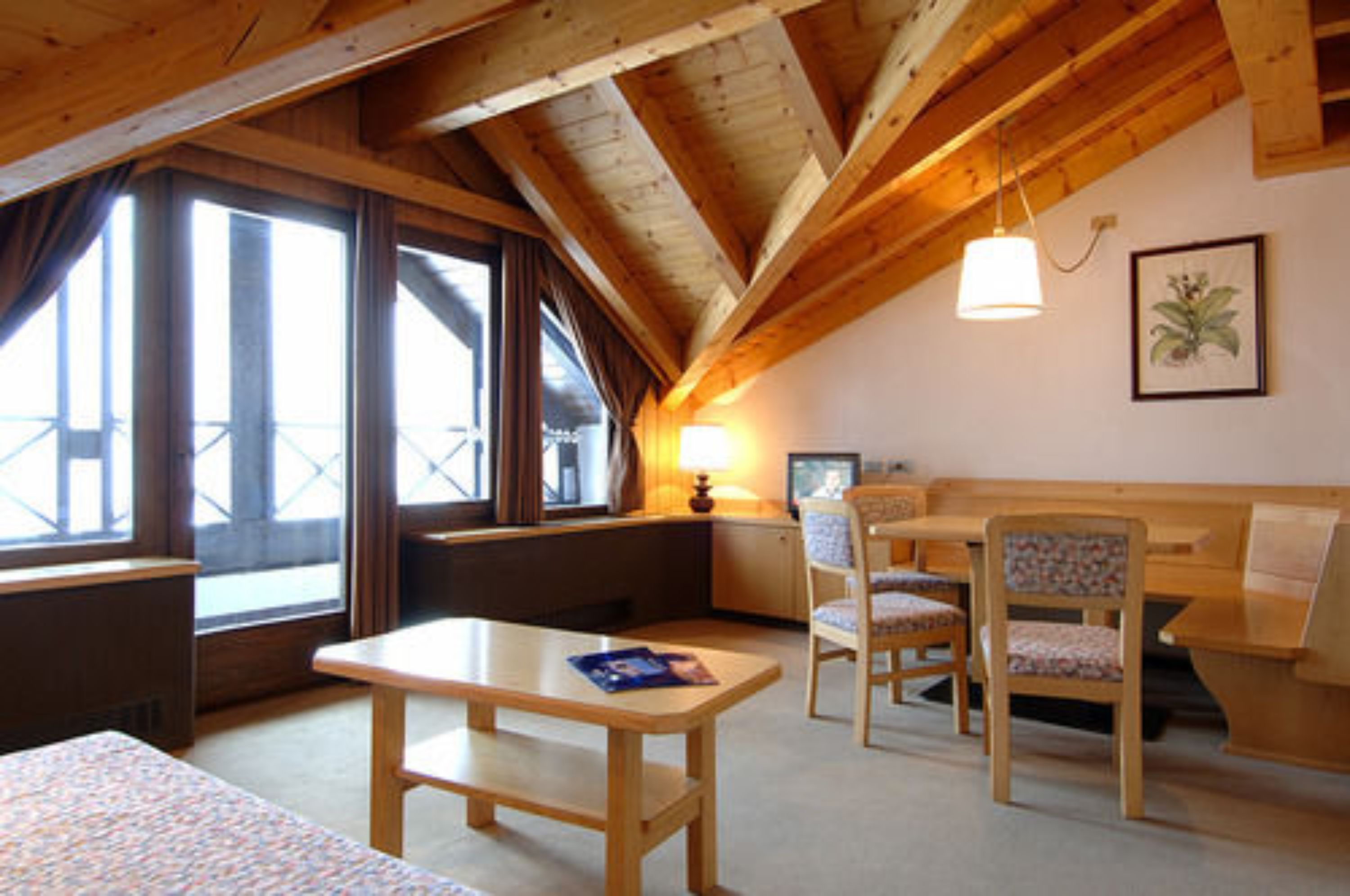 apartment, 1 bedroom (4 pax - attic) | 1 bedroom, in-room safe, desk, free wifi