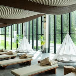 Indoor pool, sun loungers