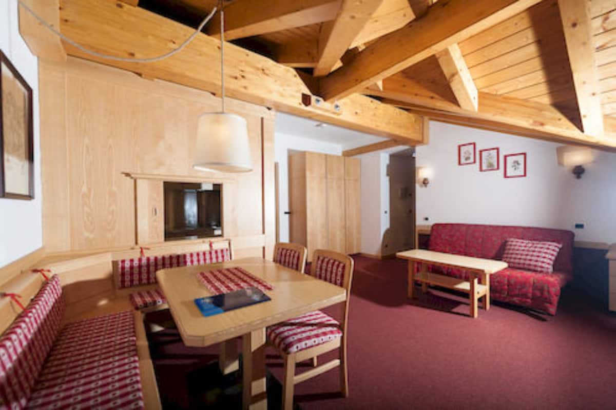 1 slaapkamer, een kluis op de kamer, een bureau, gratis wifi