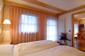 1 bedroom, minibar, in-room safe, free WiFi