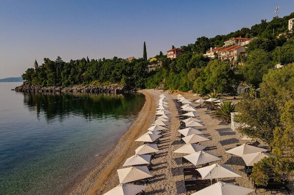 Plage à proximité, bar de plage