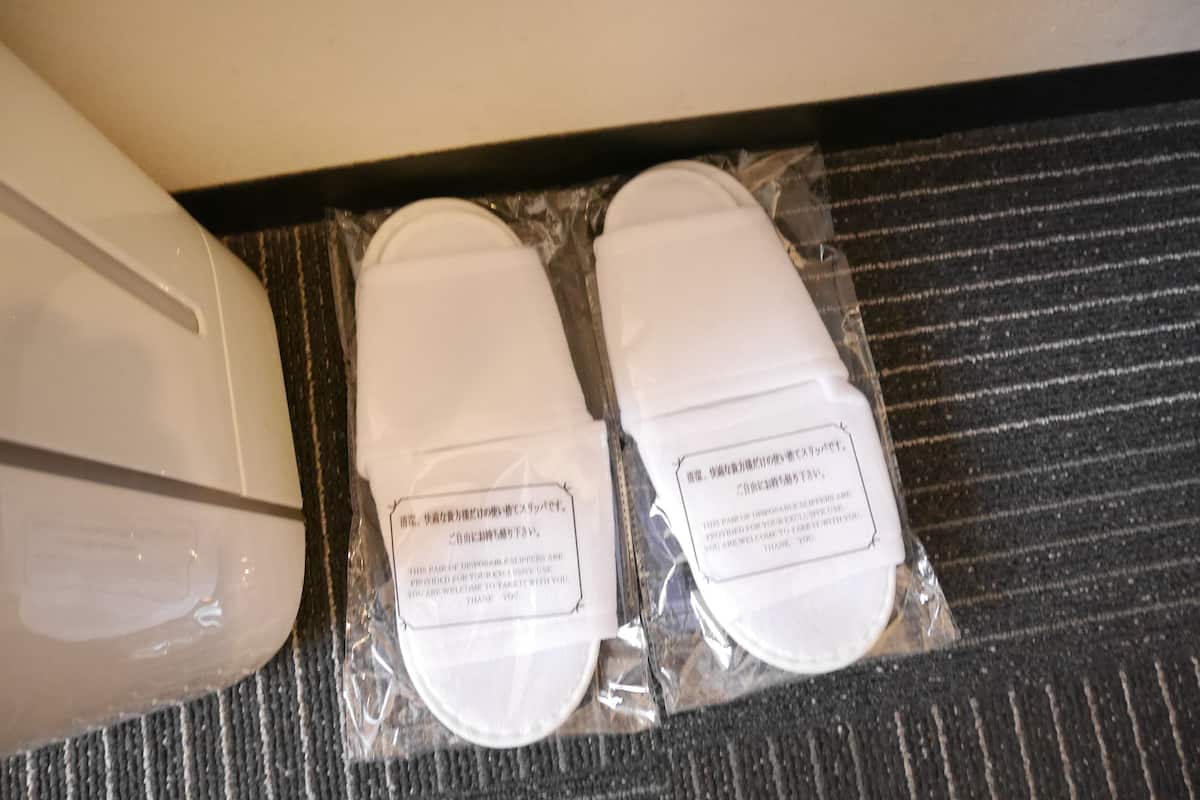 premium bedding, down duvets, desk, blackout curtains