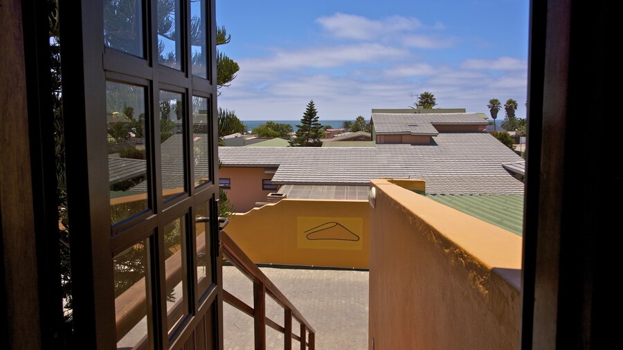 Sandcastle Apartments cc
