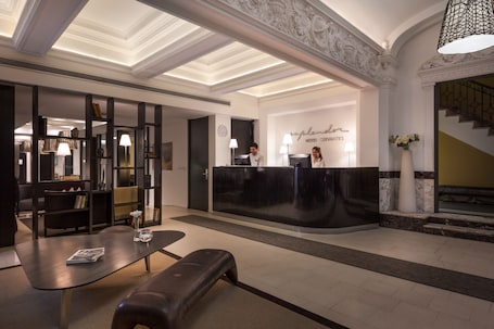 Lobby. Esplendor by Wyndham Montevideo Cervantes