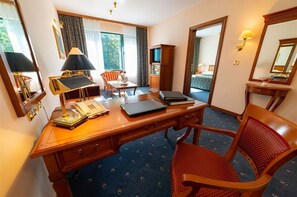 Junior Suite | Living area