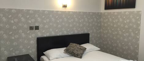 Superior-Studio, 1 Doppelbett