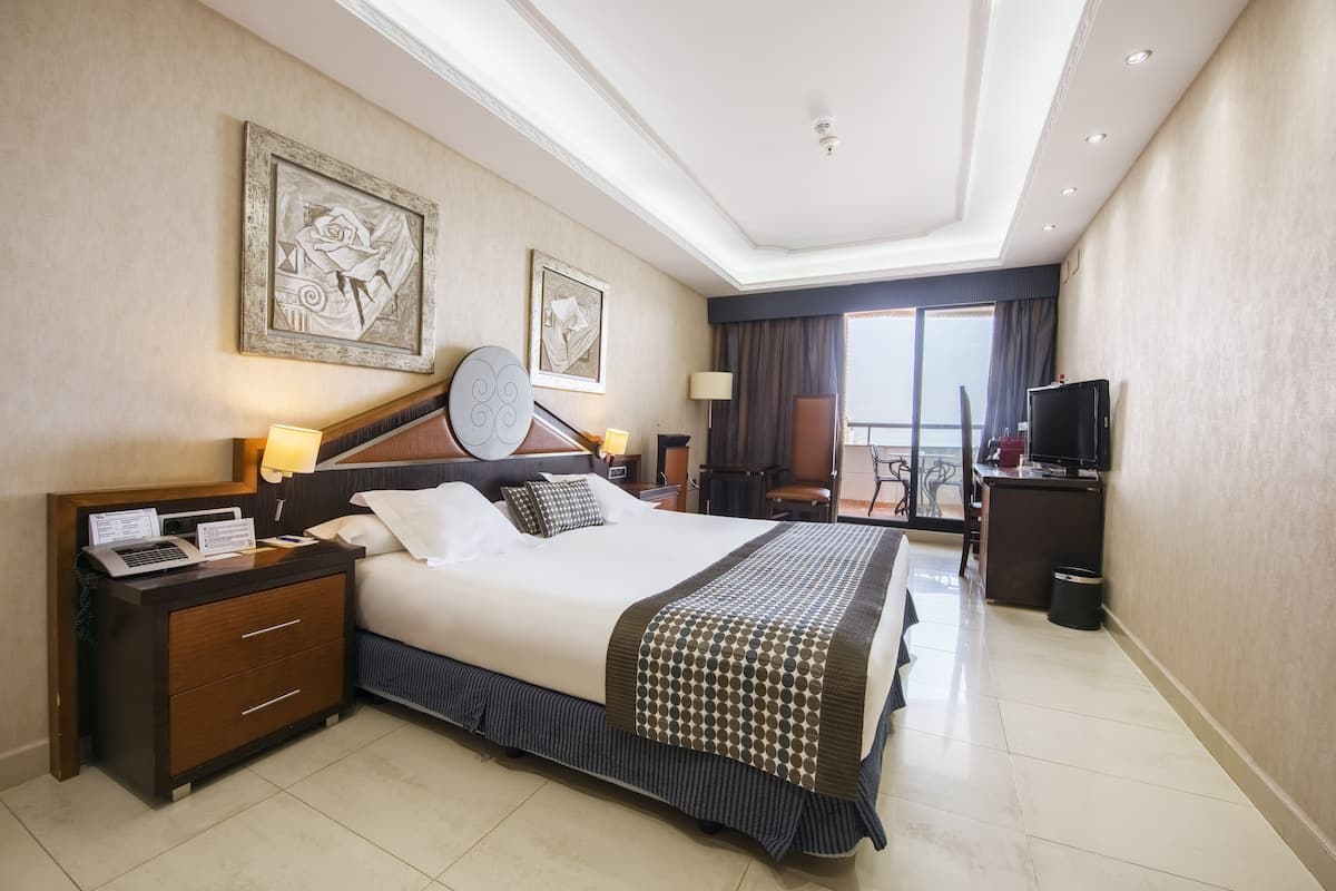 Minibar, in-room safe, free cribs/infant beds, free WiFi