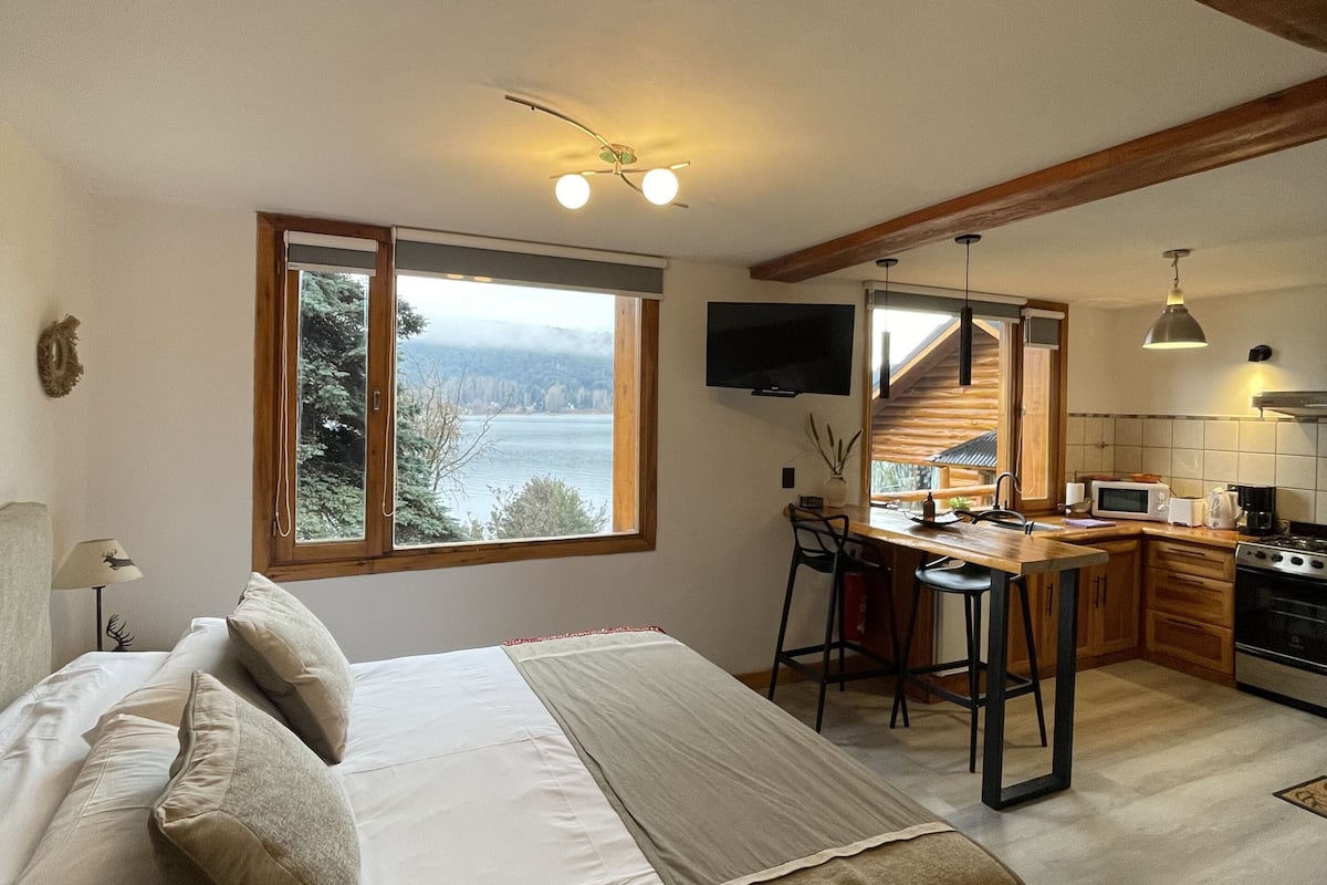 Double or Twin Room, Patio, Lake View | In-room safe, individually decorated, individually furnished