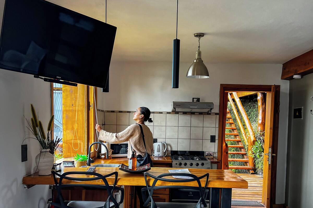 Chambre Double ou avec lits jumeaux, patio, vue cour intérieure | Coffres-forts dans les chambres, décoration personnalisée