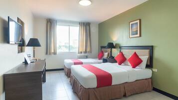 Superior Room | Desk, free WiFi, bed sheets