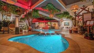 Télévision à écran plat, jouets, livres, services de streaming