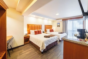 Quetzal 2 Beds | Premium bedding, down comforters, pillowtop beds, in-room safe - Hotel & Spa Poco a Poco (Monteverde)