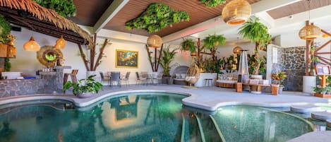 Indoor pool, pool loungers