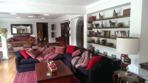 Sala de estar en el lobby