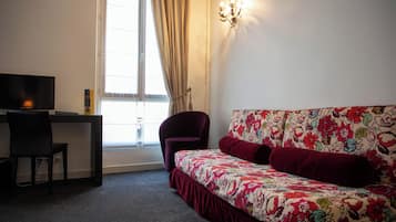 Chambre Supérieure | Coffres-forts dans les chambres, bureau