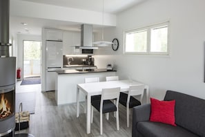 Desk, free WiFi, bed sheets - Holiday Club Salla Superior Apartments (Salla)