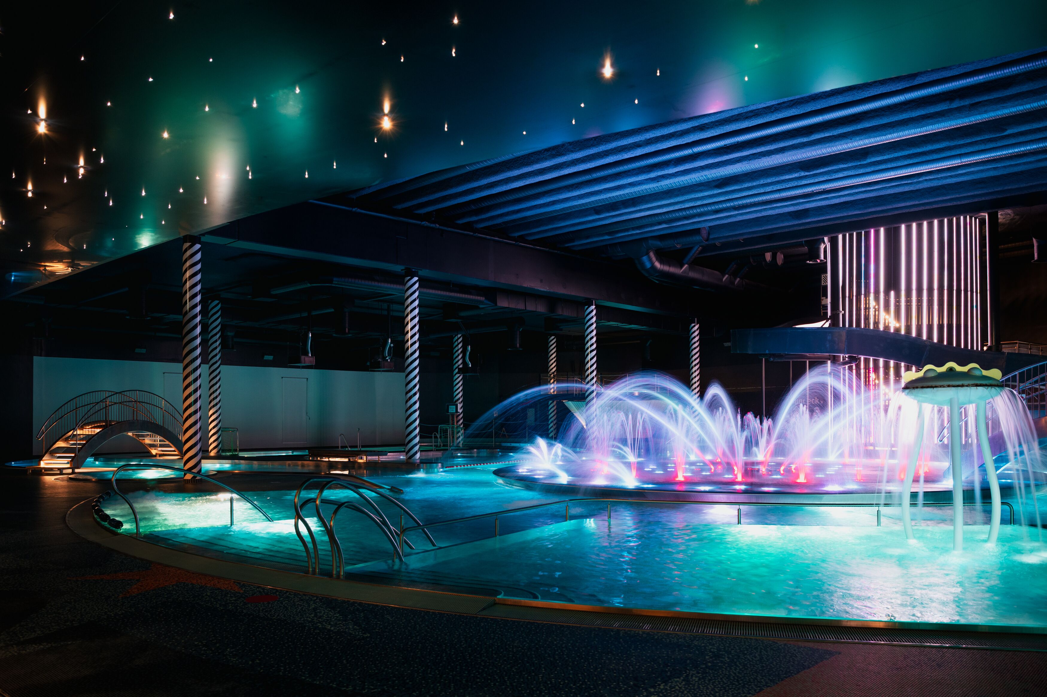4 Innenpools, Außenpool (je nach Saison geöffnet)