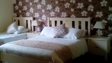 Double or Twin Room | Iron/ironing board, free WiFi, bed sheets