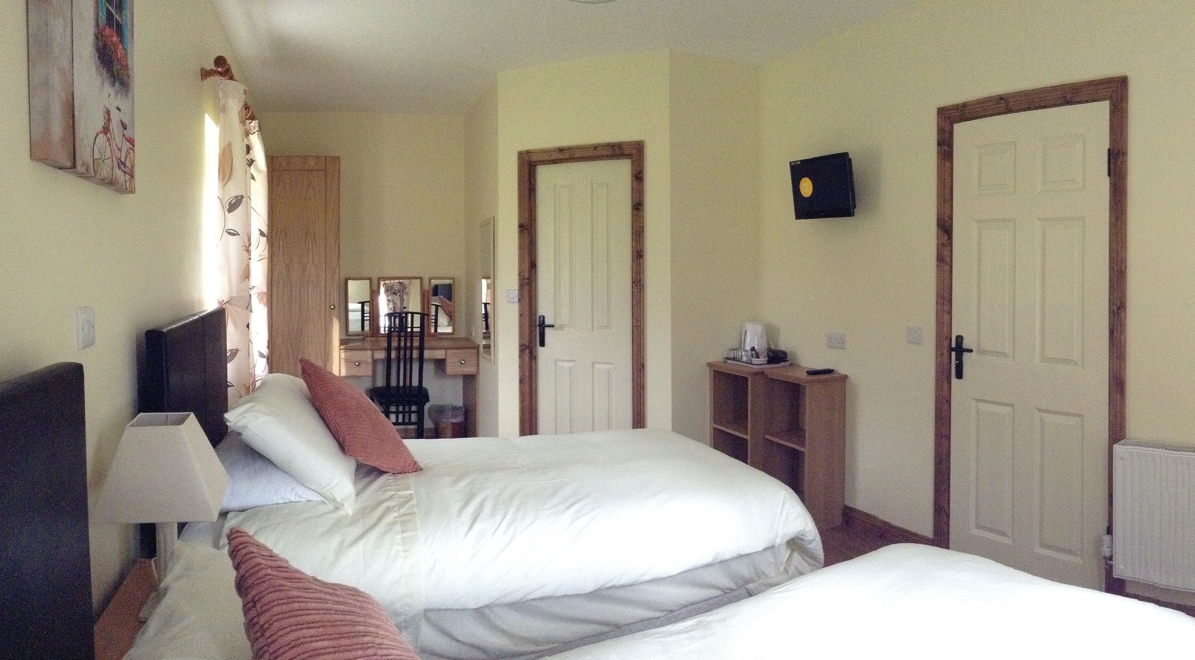Twin Room (Annex) | Iron/ironing board, free WiFi, bed sheets