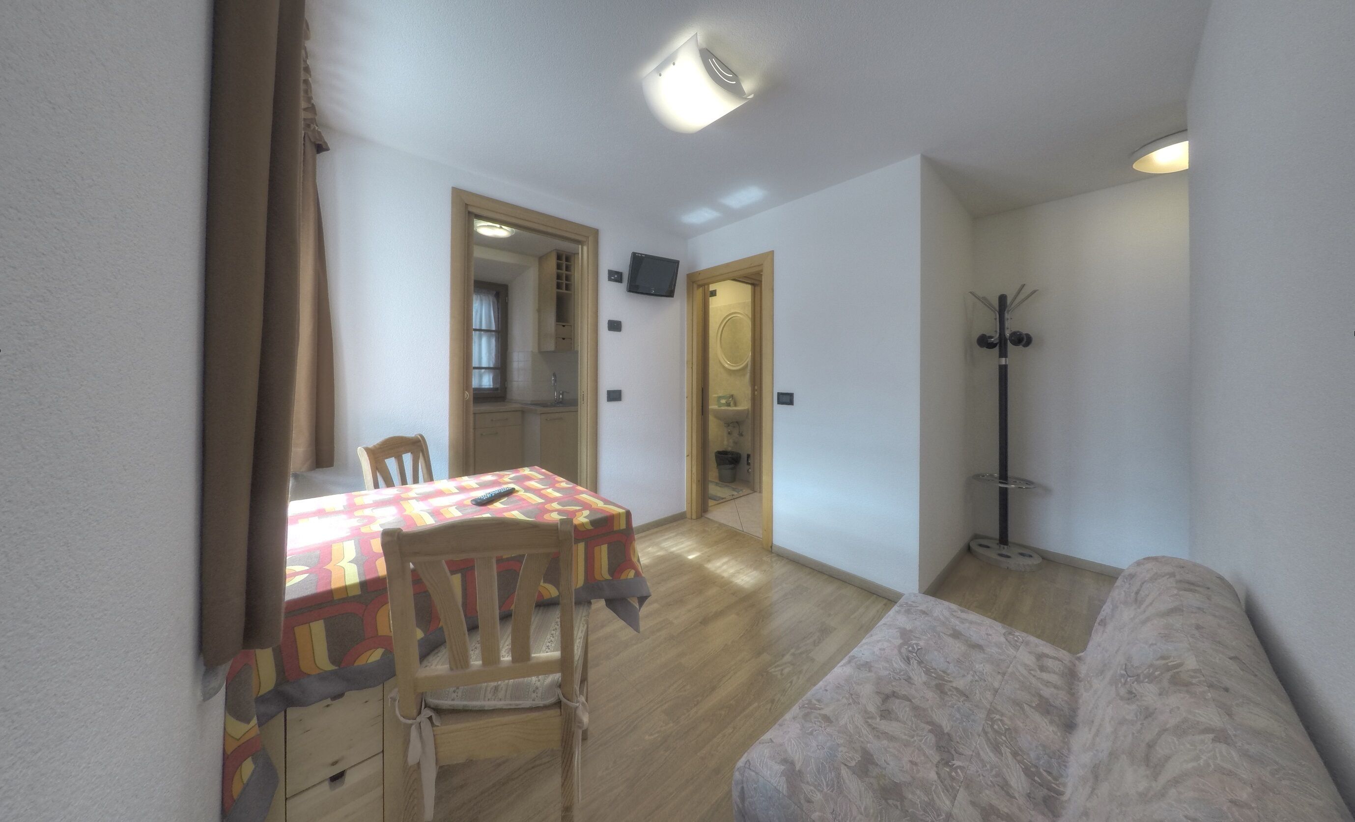 standard double room, annex building | living room