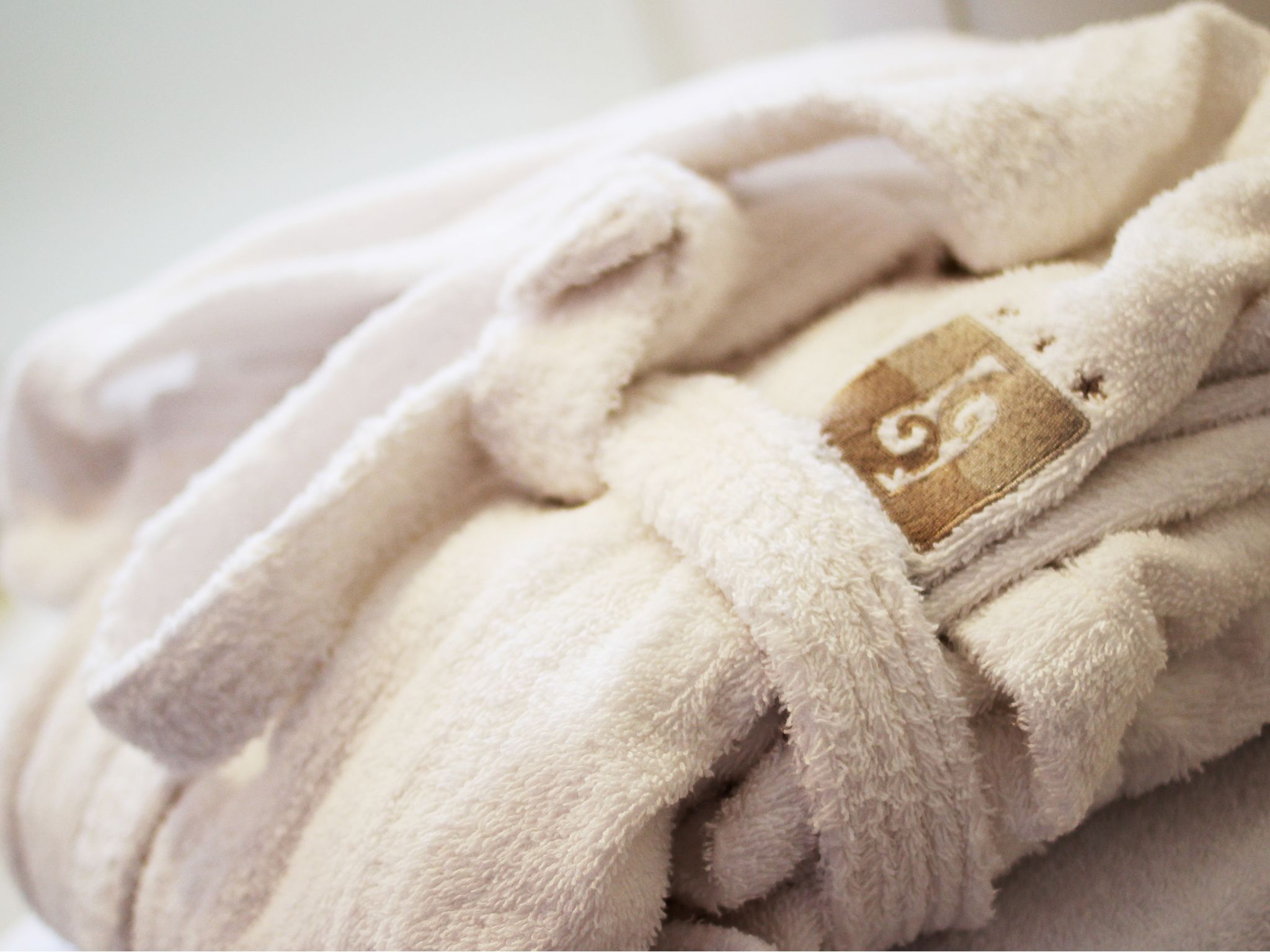 double room | bathroom amenities | shower, hair dryer, slippers, bidet