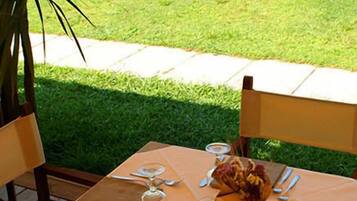 Aperto a colazione, pranzo e cena