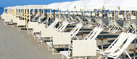 Private beach nearby, sun loungers, beach umbrellas