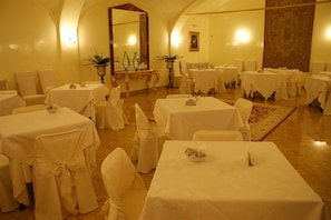 Daily full breakfast for a fee - Hotel Europa (Rho)