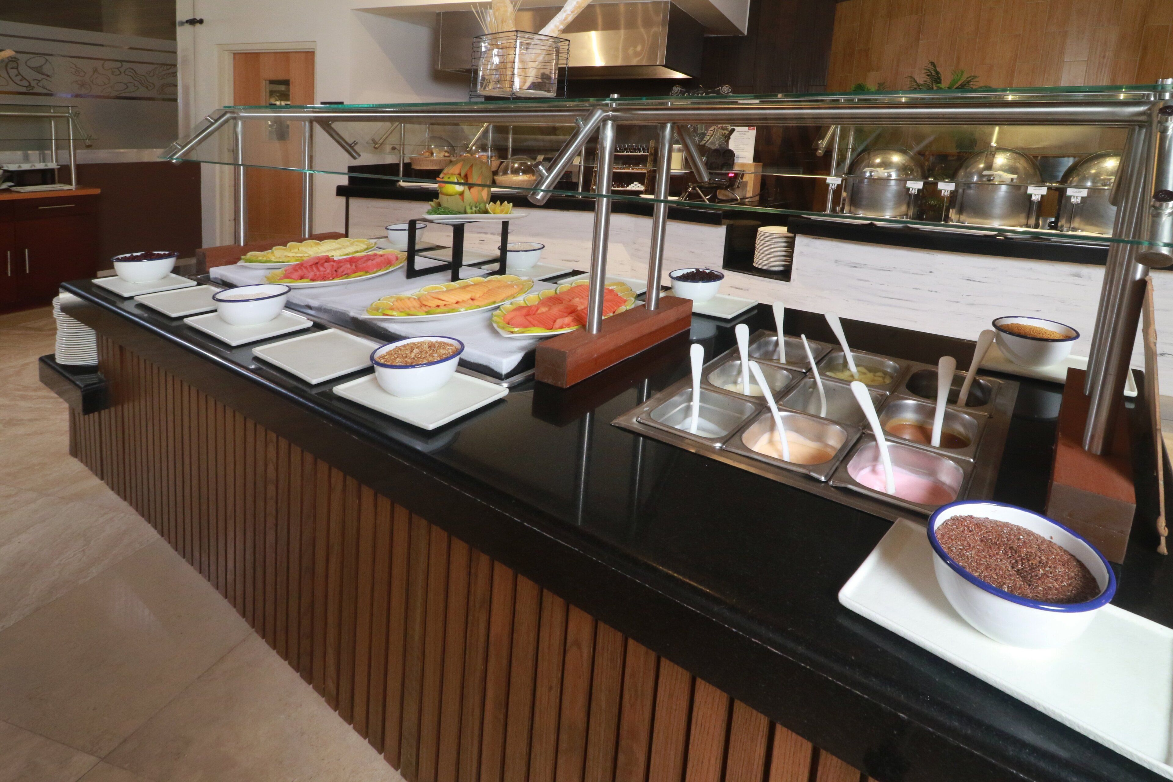 daily buffet breakfast (mxn 320 per person)