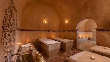 Couples treatment room(s), sauna, body treatments, prenatal massages