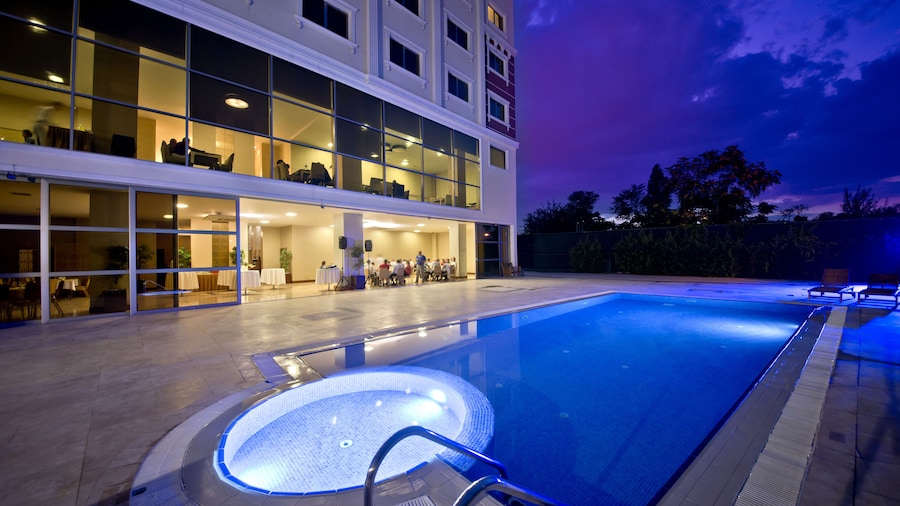 North Point Hotel