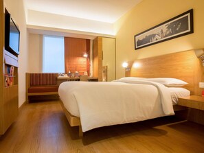 Ropa de cama de alta calidad y minibar 