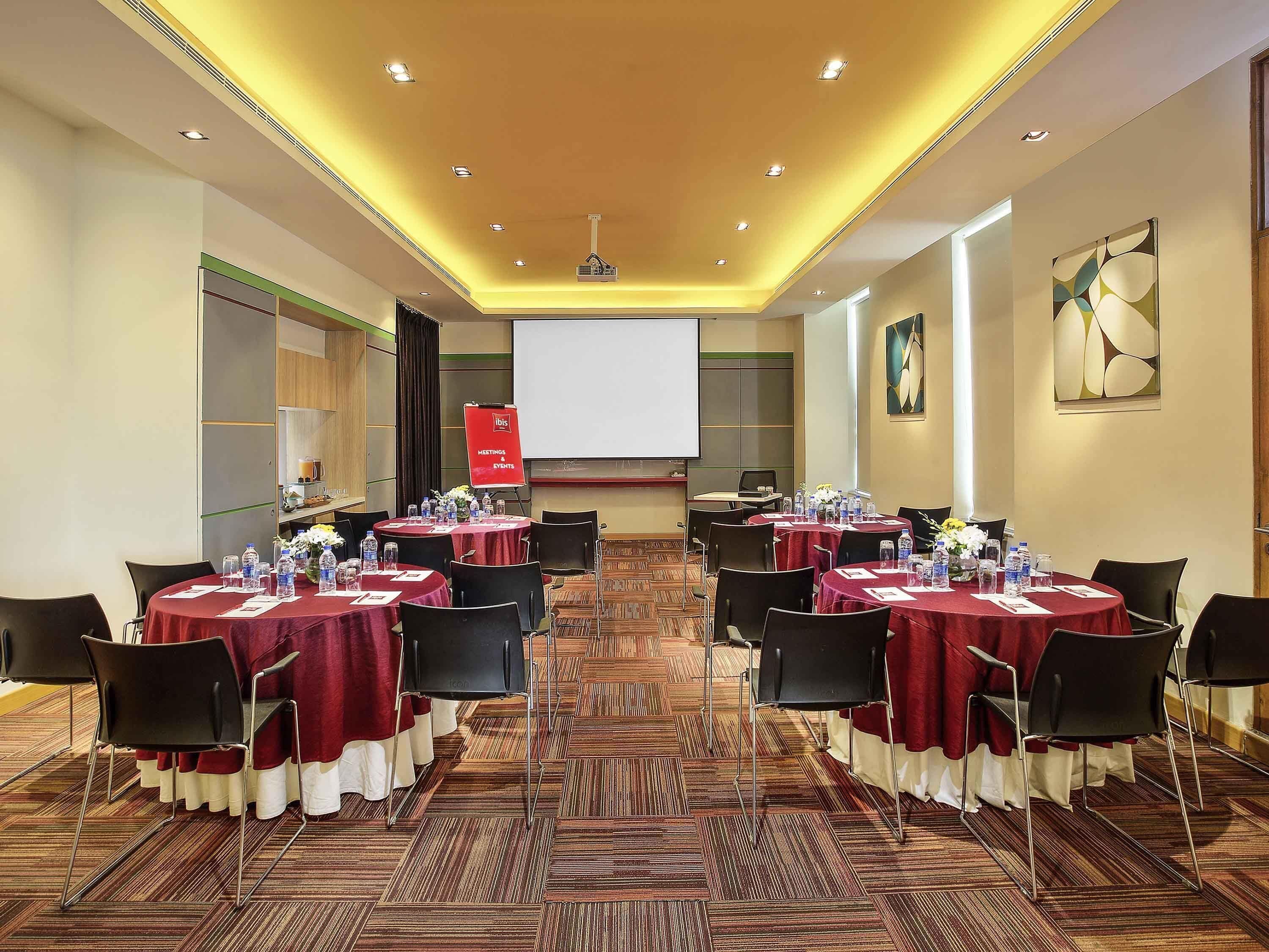 Meeting facility