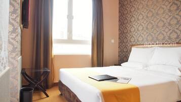 Standard City View Queen Room