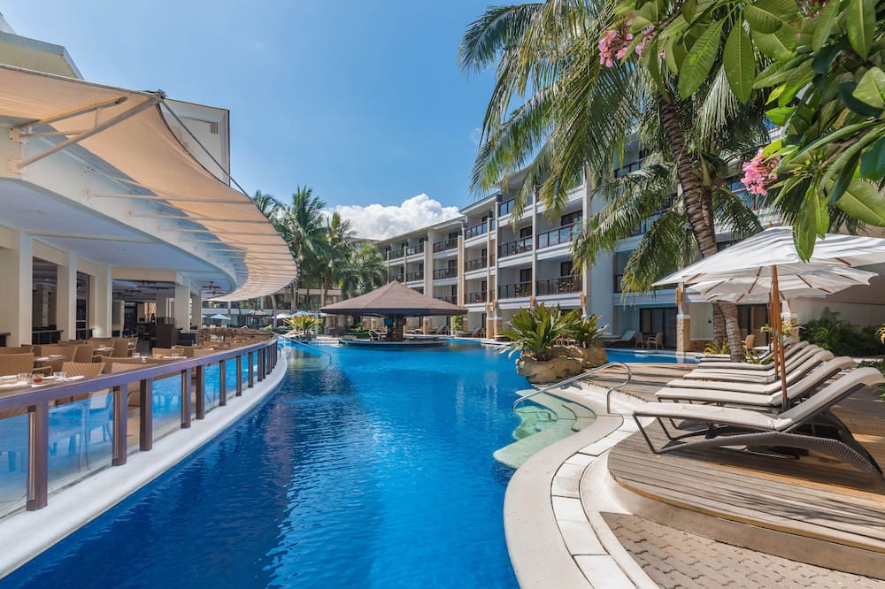 Henann Lagoon Resort